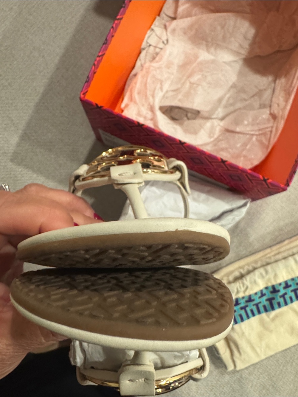 Tory Burch Bleach Metal Miller Calf Leather Sandals Size 6 with box and dust bag - Picture 6 of 10